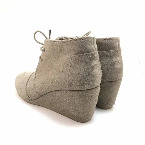TOMS Desert Tan Taupe Suede Lace-Up Ankle Boots Wedge Booties Size W9 - Picture 5 of 12